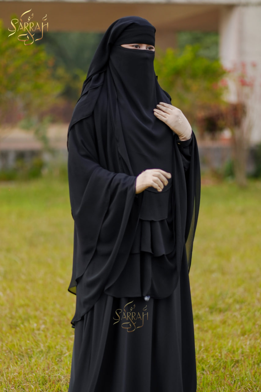 বোরকা ফ্রন্ট ভিউ